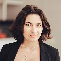 Юлия Лазарева